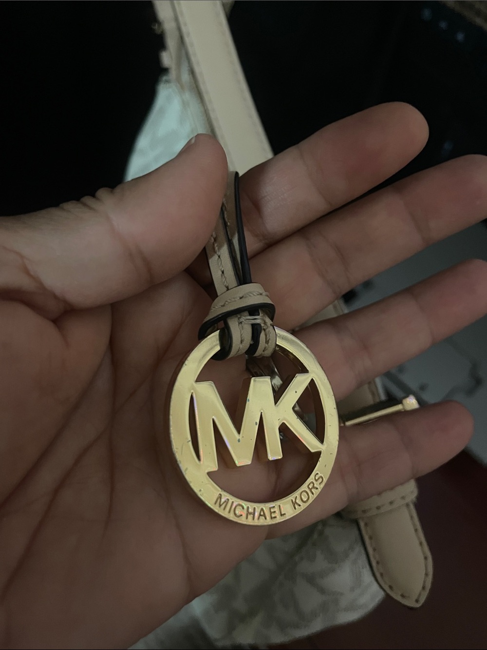 MICHAEL Michael Kors Beige Cream Monogram Shoulder Bag with Gold Charm - Picture 8 of 13